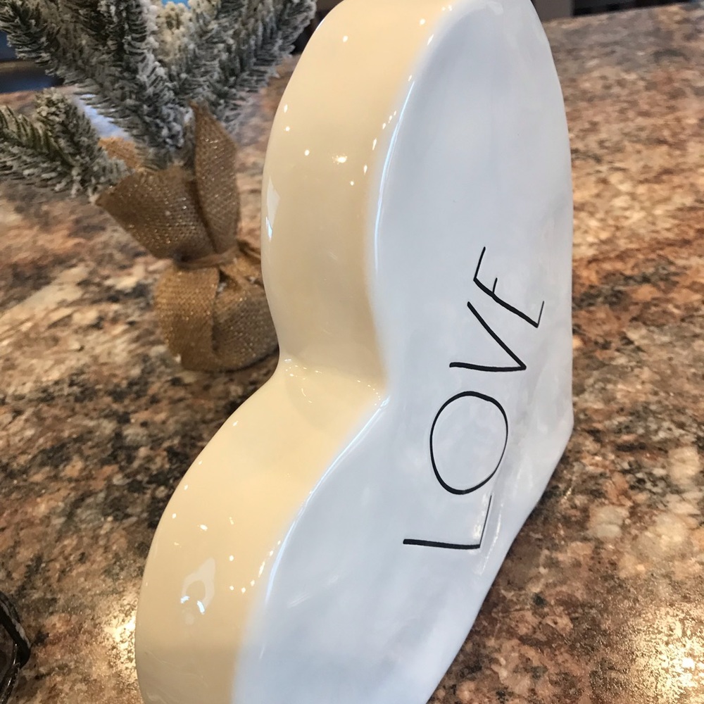 ❤️ Rae Dunn Ceramic Heart LOVE Plaque NEW - Picture 3 of 4